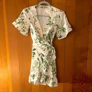 Abercrombie & Fitch Green Floral Wrap Dress